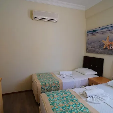 Smile Hotel 3* Side