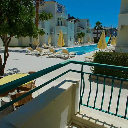 Smile Hotel فندق 3*