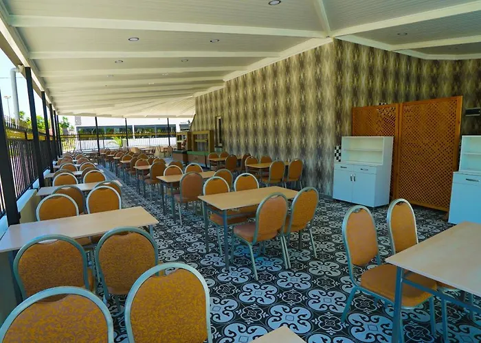 Smile Hotel فندق سيدي